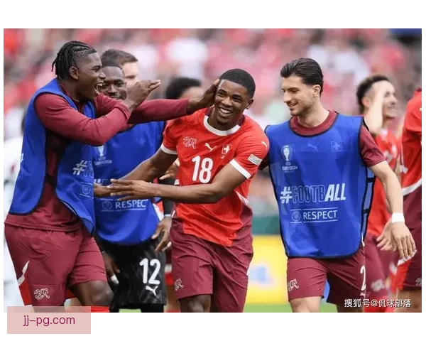 2025欧冠瑞士轮赛制引发多家俱乐部高层强烈抗议